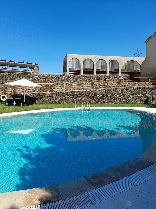Hospedería Conventual de Alcántara: swimming pool