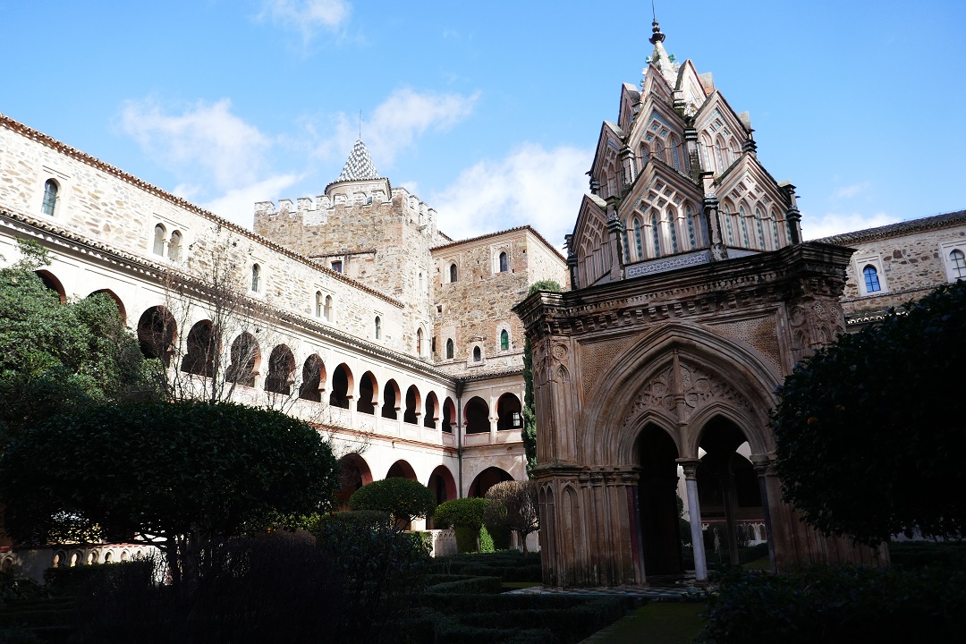 Real Monasterio de Guadalupe - cloister