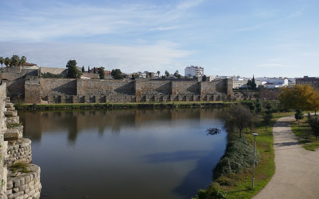How to get to Mérida from Seville