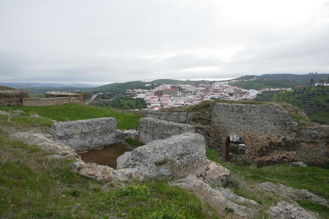 Castillo de Montemolín_cistern remains