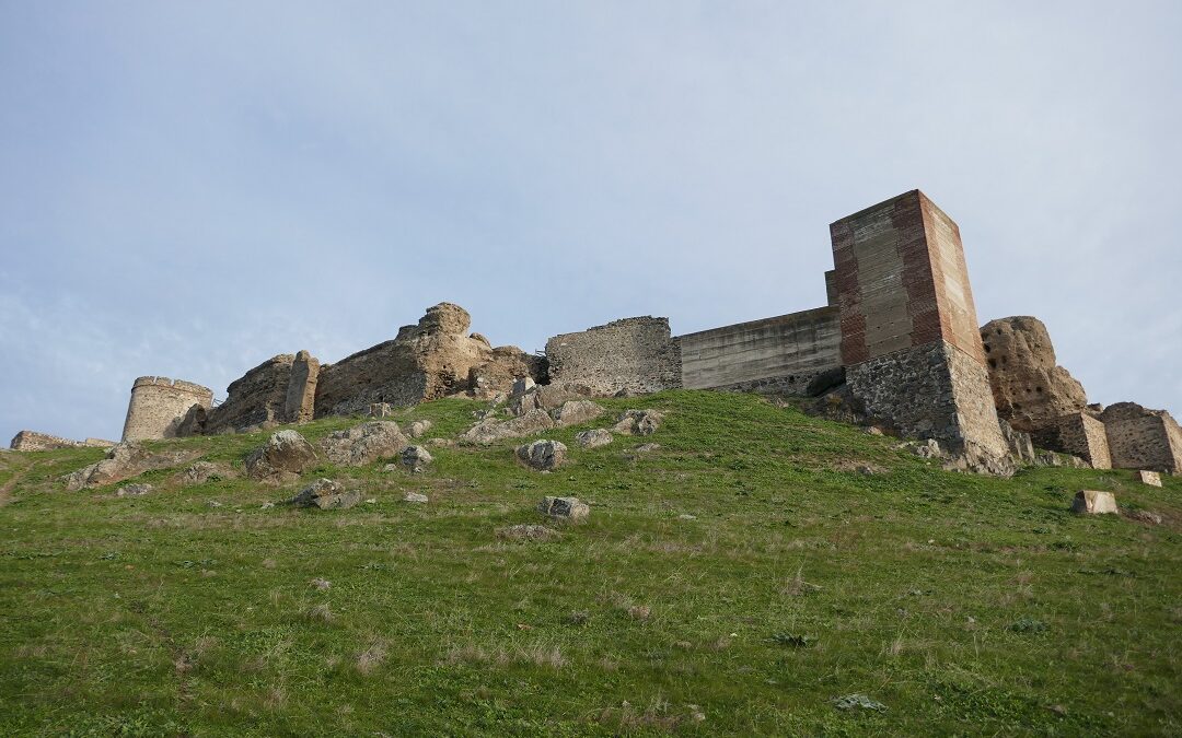 Castles in Tentudía: Castillo de Montemolín