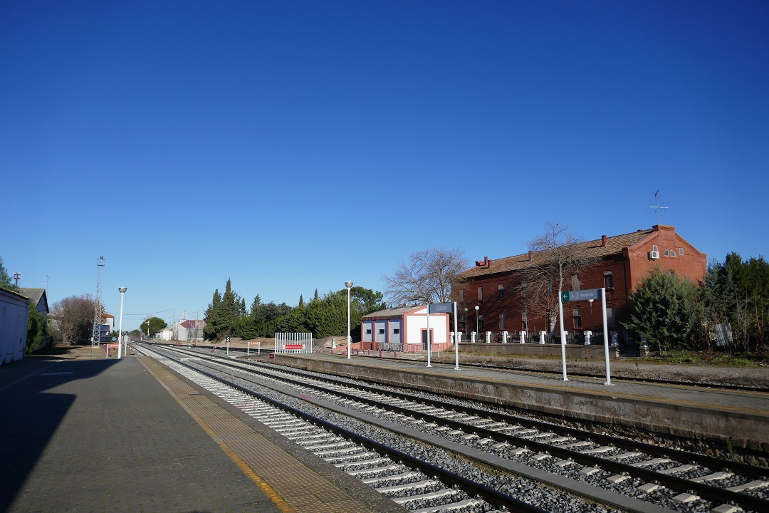 Train station_Llerena
