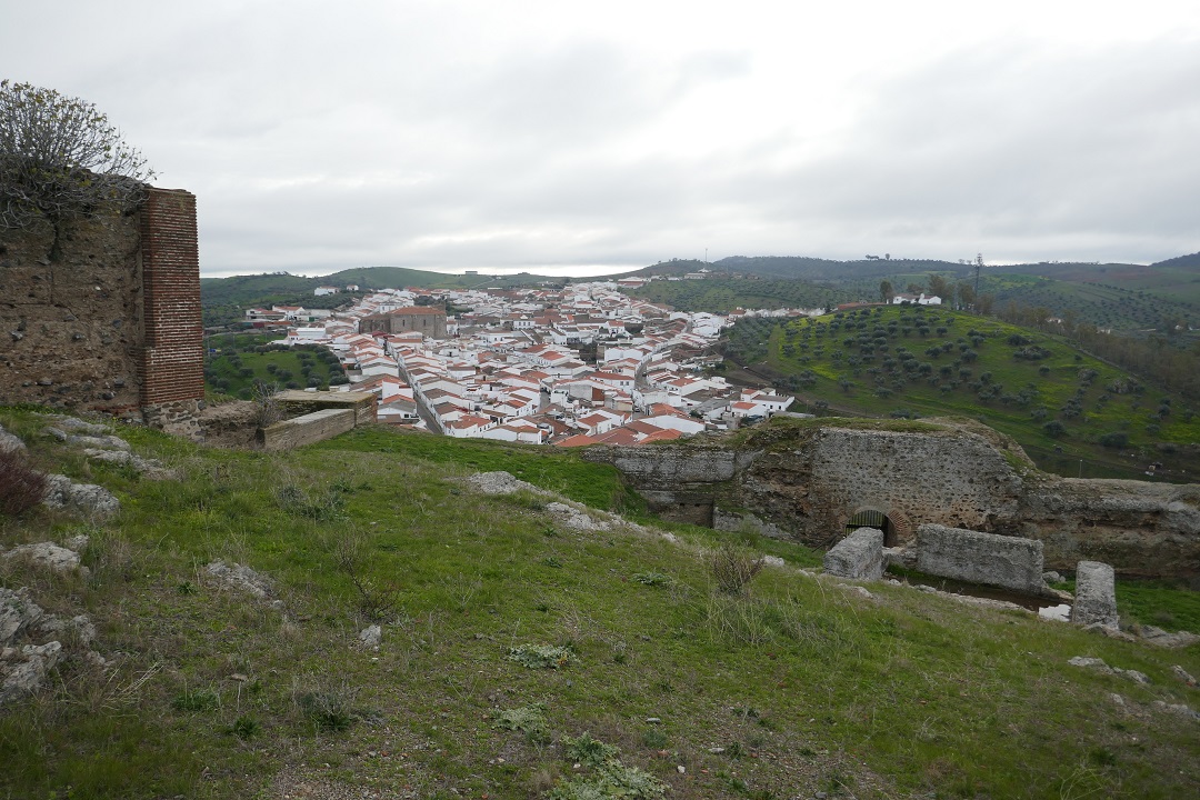 Views from Castillo de Montemolin_east