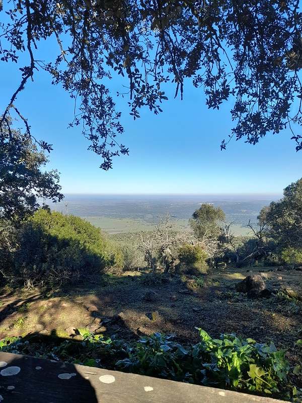 Ruta Sierra de Alor_picnic with a view