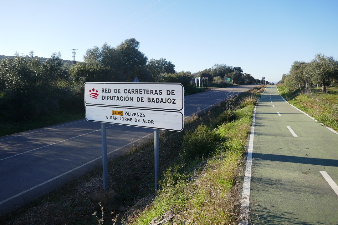 Ruta Sierra de Alor_walk to start point_1