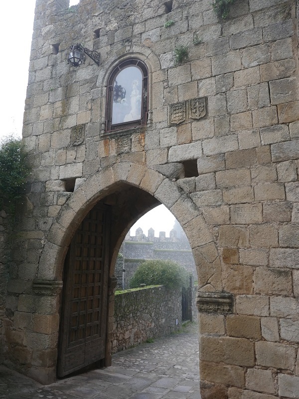 Puerta del Triunfo, Trujillo