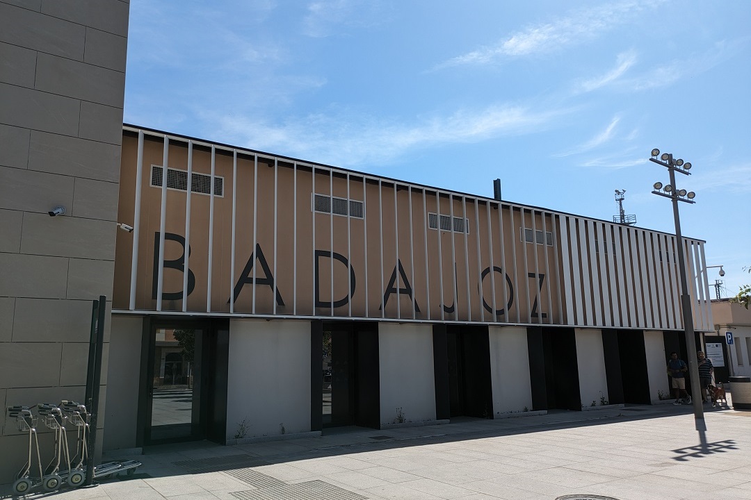 Badajoz train station