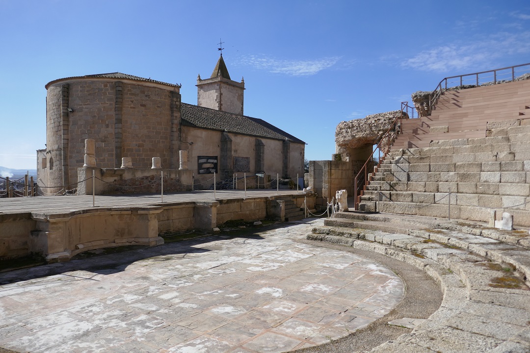 Sightseeing in Extremadura in winter_Medellín