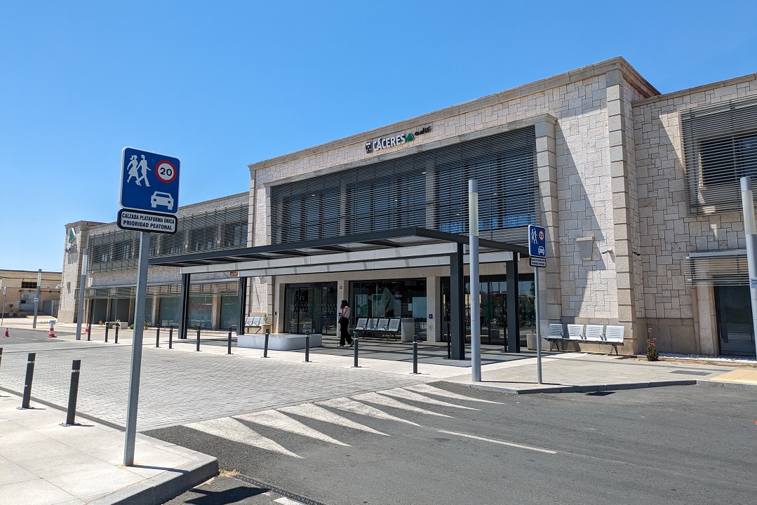 Cáceres Train Station