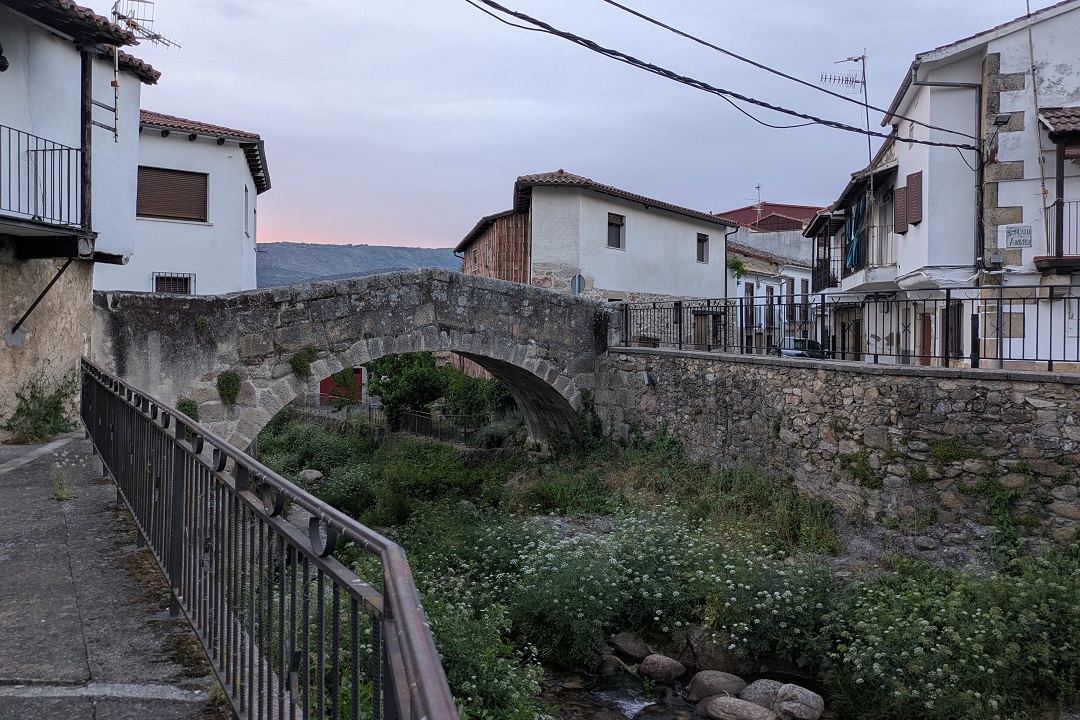 Aldeanueva del Camino_bridge Aldeanueva del Camino_bridge