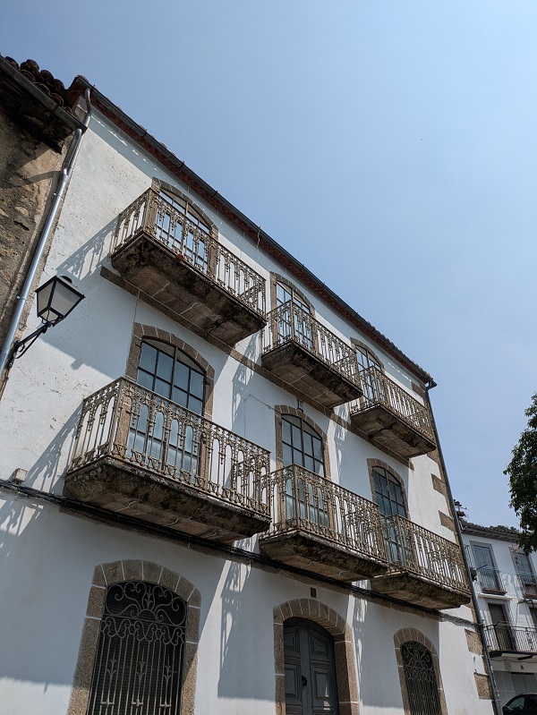 Baños de Montemayor_building Baños de Montemayor_building