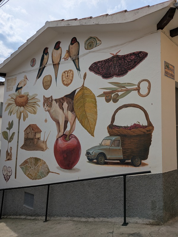 Gargantilla_mural Gargantilla_mural