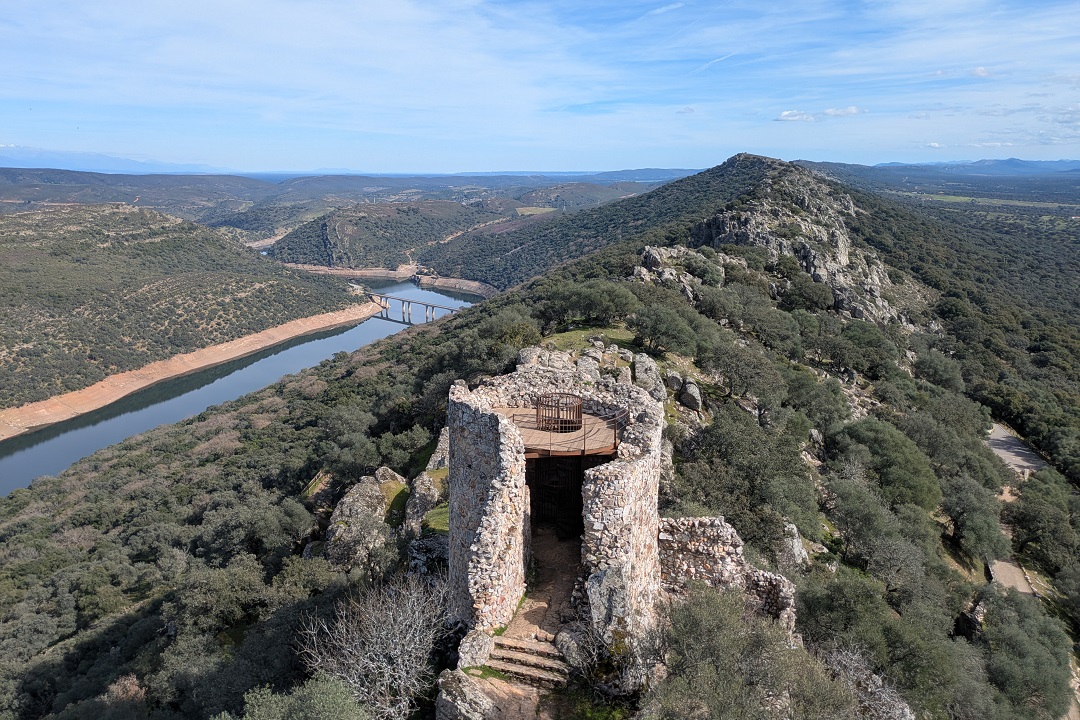 Castillo de Monfragüe_main tower_view