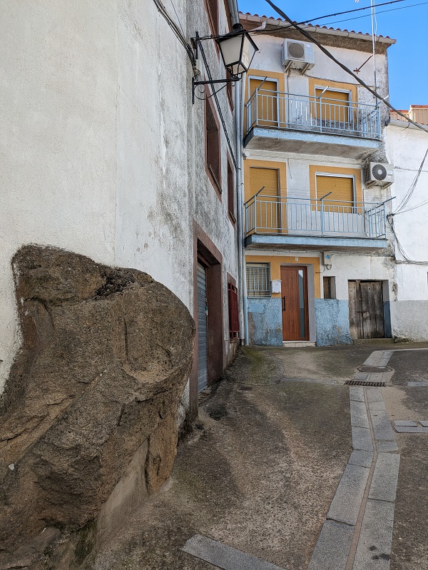 Arroyomolinos de la Vera, street