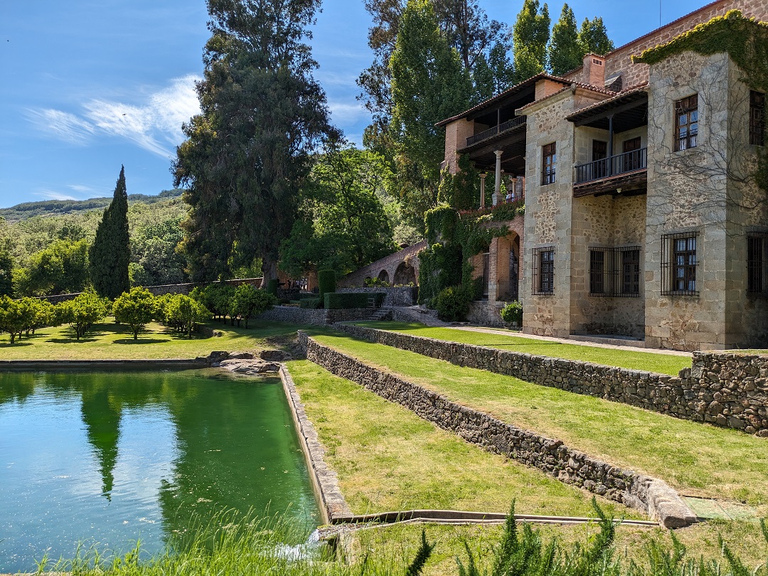 Cuacos de Yuste, Monasterio de Yuste