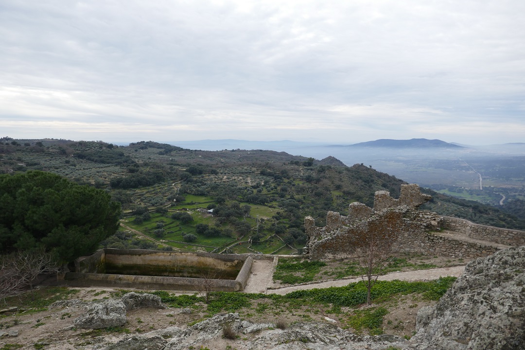 Castillo de Montánchez_pond