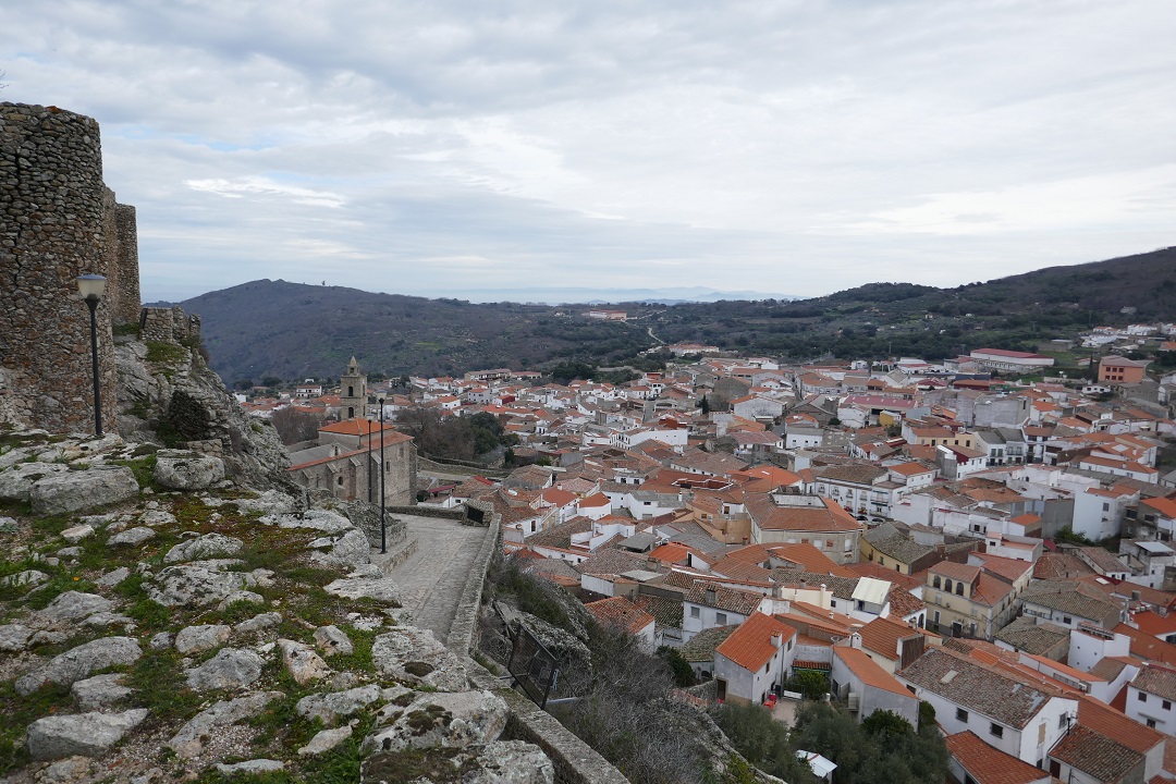 Castillo de Montánchez_views to the east