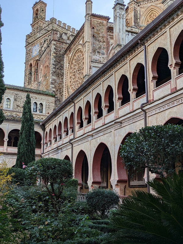 Guadalupe Monastery_Mudejar cloister_2