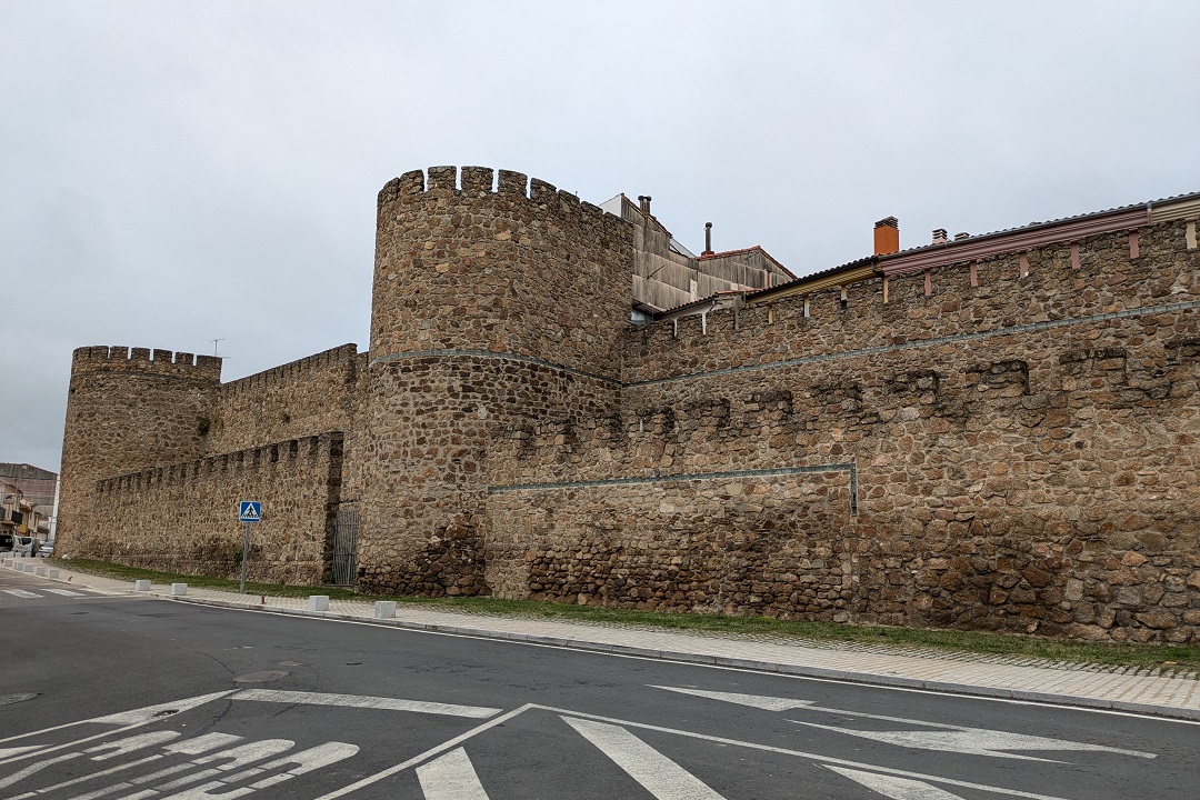 Plasencia city walls