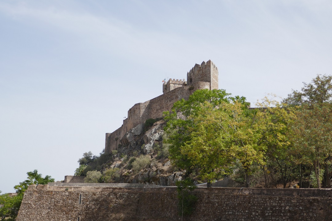 Castillo de Luna, Alburquerque_about