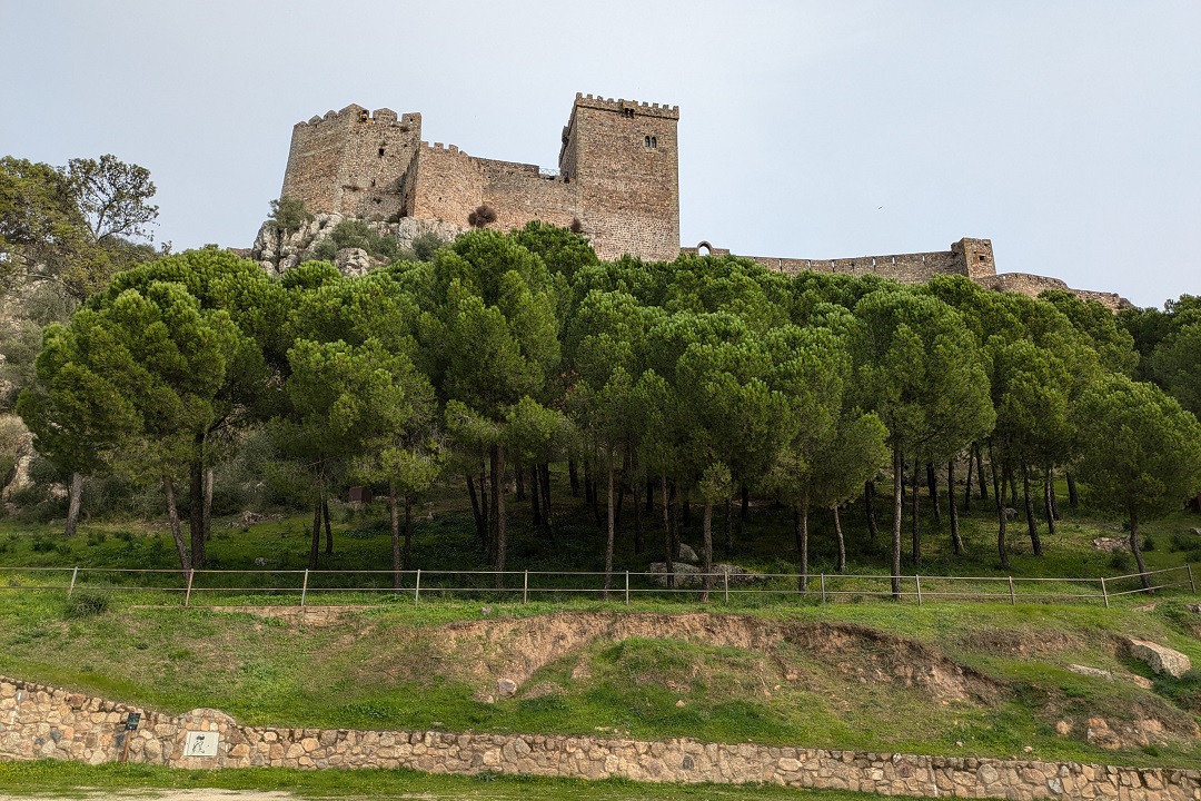 Castillo de Luna, Alburquerque_view from Paseo de las Laderas