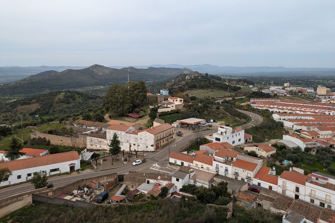 Castillo de Luna, Alburquerque_view to the west