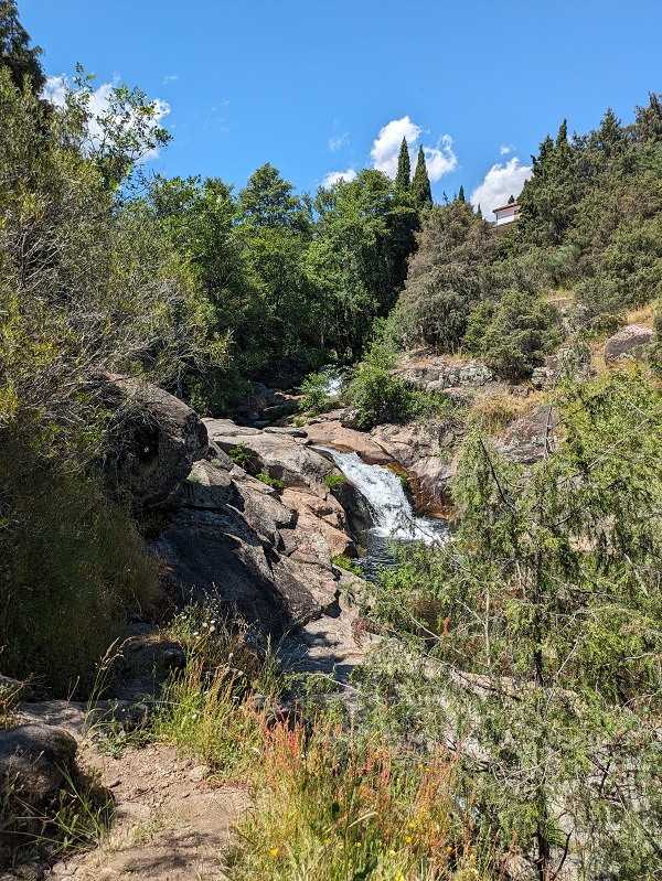 Extremadura in spring, walking in Villanueva de la Vera