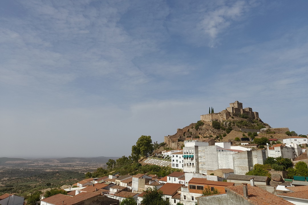 How to get to Alburquerque, Spain