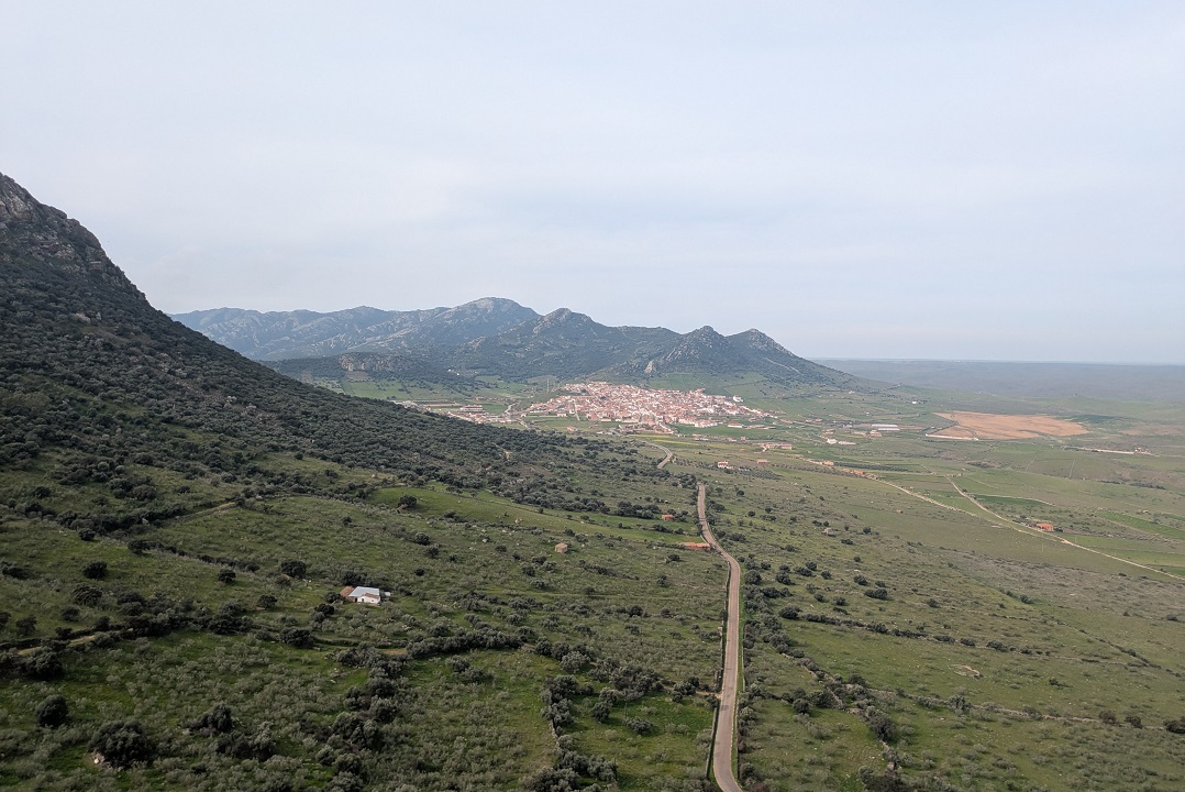 Castillo de Capilla_views_west