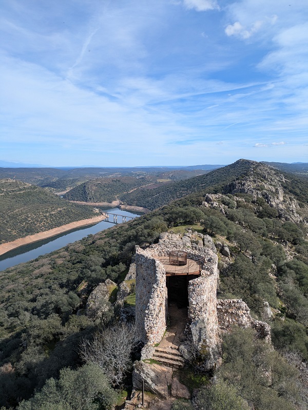 Monfragüe_castle and view Monfragüe_castle and view